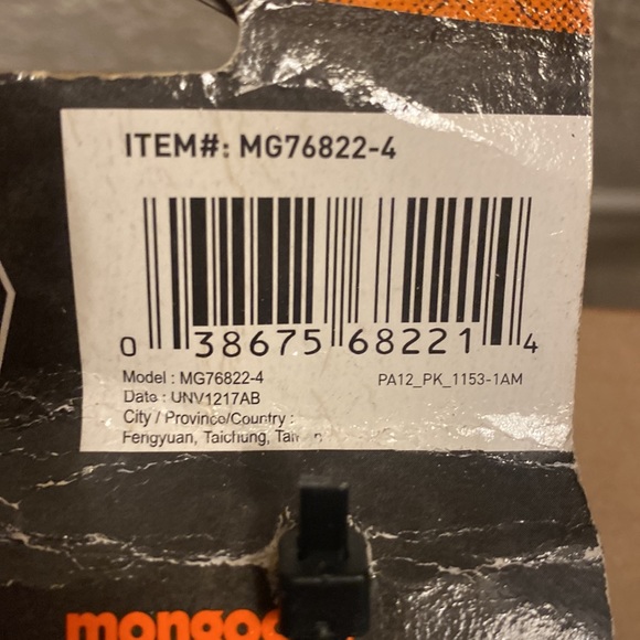 Mongoose Mid-School Poly BMX Pegs - Picture 4 of 4